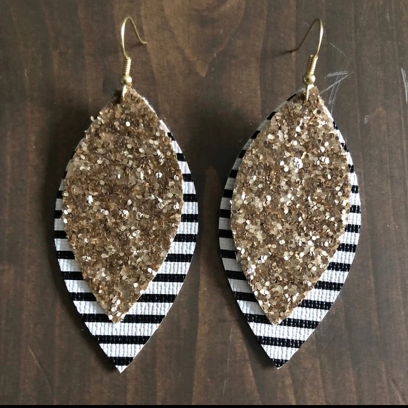 boutique Jewelry - Brand new!!!  Faux leather glitter stripe earrings